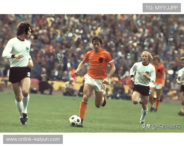 “无冕之王”不再尴尬，荷兰足球重回世界杯正轨